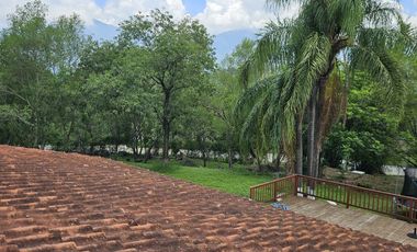 HERMOSA QUINTA EN LAS MARGARITAS SANTIAGO NUEVO LEON ENTRE EL CERCADO Y ALLENDE