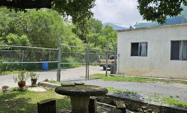 HERMOSA QUINTA EN LAS MARGARITAS SANTIAGO NUEVO LEON ENTRE EL CERCADO Y ALLENDE