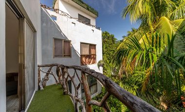 Hotel en Venta: Hotel Boutique a dos cuadras del mar en Playa del Carmen