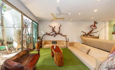 Hotel en Venta: Hotel Boutique a dos cuadras del mar en Playa del Carmen