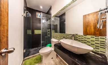 Hotel en Venta: Hotel Boutique a dos cuadras del mar en Playa del Carmen