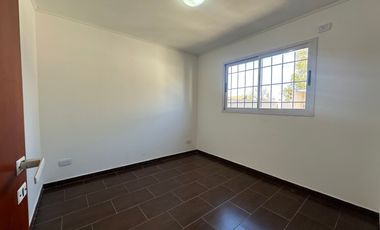 Hermosos deptos de 2 ambientes Maipu al 700 bajas expensas