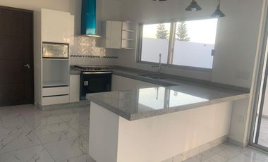 Casa en Fraccionamiento Burgos Bugambilias