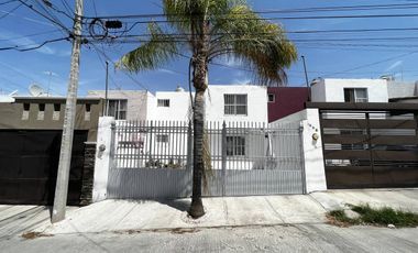 CASA EN VENTA EN VILLAS DE NUESTRA SEÑORA