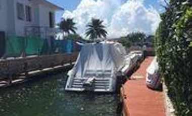 Casa en Venta en Isla Bonita, Isla Dorada