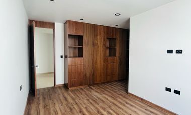 Casa en PRE VENTA en Lomas de Angelopolis III, Parque México cluster con alberca