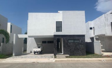 RIO DEL DORADO, Casa en VENTA con recamara en planta baja,  3 recamaras en planta alta