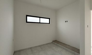 RIO DEL DORADO, Casa en VENTA con recamara en planta baja,  3 recamaras en planta alta