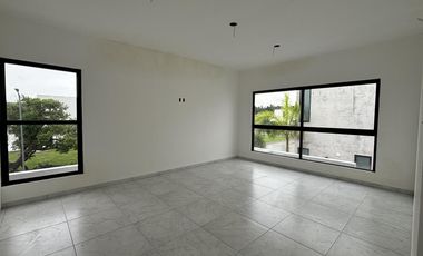 RIO DEL DORADO, Casa en VENTA con recamara en planta baja,  3 recamaras en planta alta