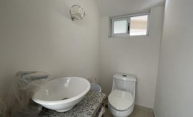 VISTALTA RESIDENCIAL, Casa en VENTA con ROOF GARDEN y estancia de TV, con seguridad, en Boca del Rio