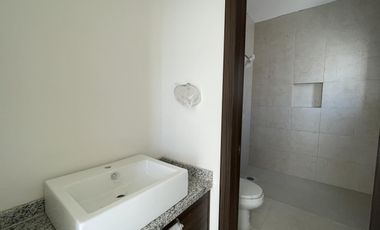 VISTALTA RESIDENCIAL, Casa en VENTA con ROOF GARDEN y estancia de TV, con seguridad, en Boca del Rio