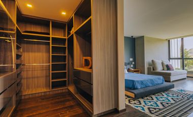 A Pie de Campo Espectacular Casa totalmente Amueblada - Bosque Real