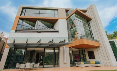 A Pie de Campo Espectacular Casa totalmente Amueblada - Bosque Real