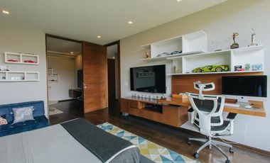 A Pie de Campo Espectacular Casa totalmente Amueblada - Bosque Real