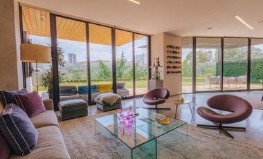 A Pie de Campo Espectacular Casa totalmente Amueblada - Bosque Real