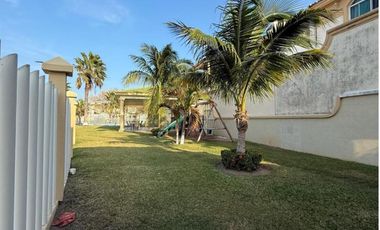 LA JOYA RESIDENCIAL, Casa en VENTA de 4 recamaras con vigilancia en Boca del Rio