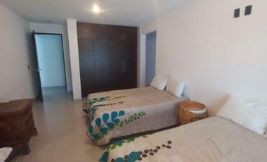 CASA EN PEDREGAL DE LAS FUENTES