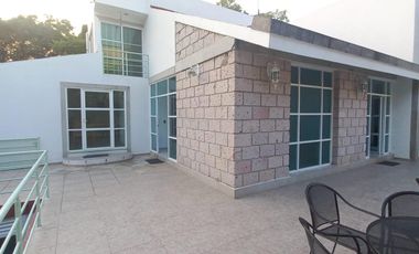 CASA EN PEDREGAL DE LAS FUENTES