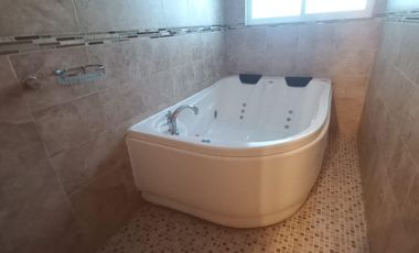 CASA EN PEDREGAL DE LAS FUENTES