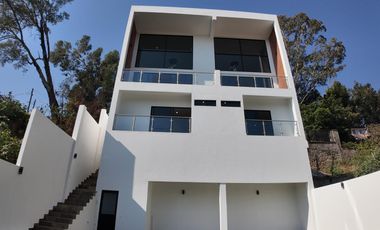 Casa en Lomas de Tetela