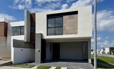 Casa en Venta Lomas del Dorado