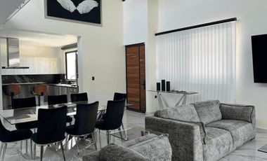 Casa en venta en Atlixco con alberca cerca del Zocalo de Atlixco