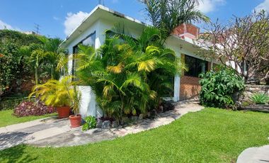 Casa en Fraccionamiento Lomas de Cuernavaca