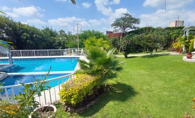 Casa en Fraccionamiento Lomas de Cuernavaca