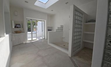 Casa a pie de lago de TEQUESQUITENGO, Morelos.