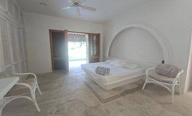 Casa a pie de lago de TEQUESQUITENGO, Morelos.