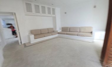 Casa a pie de lago de TEQUESQUITENGO, Morelos.