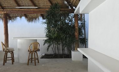 Casa a pie de lago de TEQUESQUITENGO, Morelos.