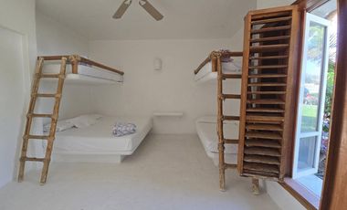 Casa a pie de lago de TEQUESQUITENGO, Morelos.