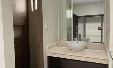 Casa en Venta en La Joya Residencial