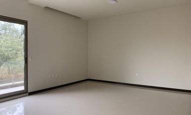 Casa en Venta en La Joya Residencial