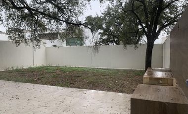 Casa en Venta en La Joya Residencial