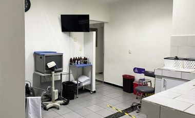 Edificio Comercial, Clínica en Del Carmen, Aguascalientes.