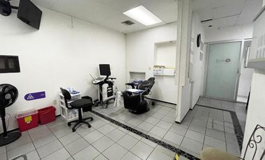 Edificio Comercial, Clínica en Del Carmen, Aguascalientes.