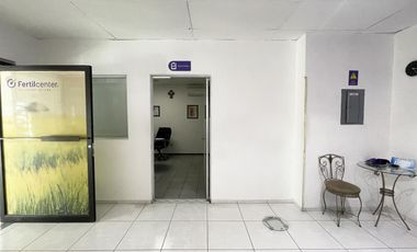 Edificio Comercial, Clínica en Del Carmen, Aguascalientes.