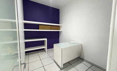 Edificio Comercial, Clínica en Del Carmen, Aguascalientes.