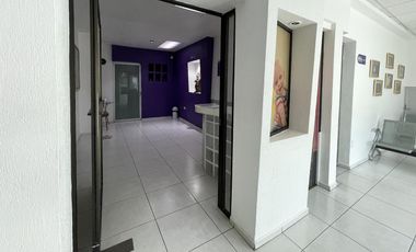 Edificio Comercial, Clínica en Del Carmen, Aguascalientes.