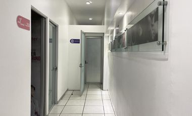 Edificio Comercial, Clínica en Del Carmen, Aguascalientes.