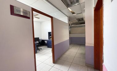 Edificio Comercial, Clínica en Del Carmen, Aguascalientes.