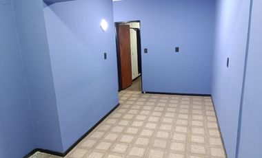 Casa con Departamento en venta en Merlo Sur