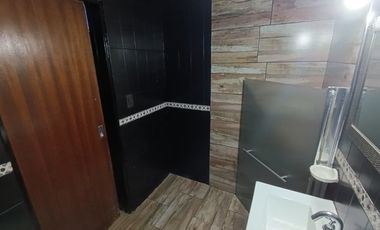 Casa con Departamento en venta en Merlo Sur