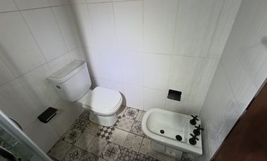 Casa con Departamento en venta en Merlo Sur