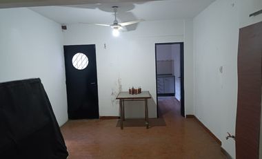 Casa con Departamento en venta en Merlo Sur