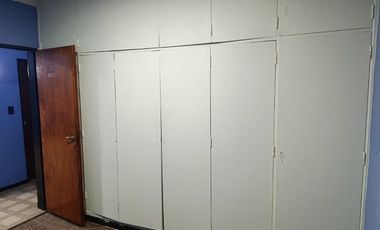 Casa con Departamento en venta en Merlo Sur