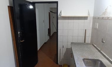 Casa con Departamento en venta en Merlo Sur