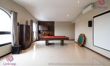 Casa con acabados de lujo alberca en Portal del Norte General Zuazua NL